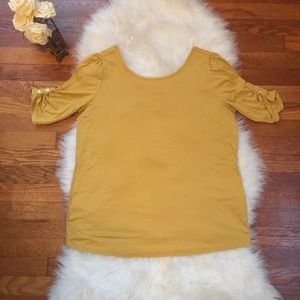 NWT- Premise Studio Mustard Color Top sz:0X (L-XL)